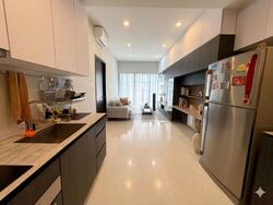 E Maison (D13), Apartment #575329801